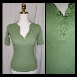 Green | Henley | Top shirt | Buttons